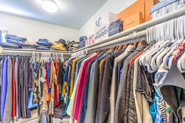 348 Misterioso Street, Henderson, NV 89011