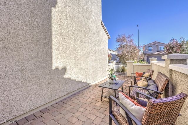 348 Misterioso Street, Henderson, NV 89011
