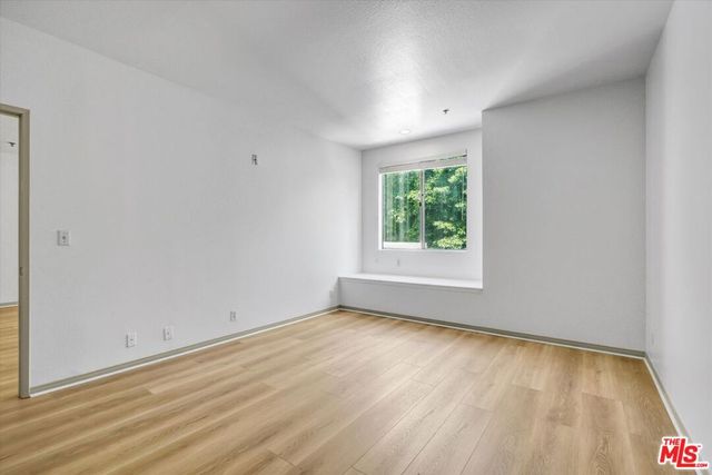 2222 N BEACHWOOD Drive 408, Los Angeles, CA 90068