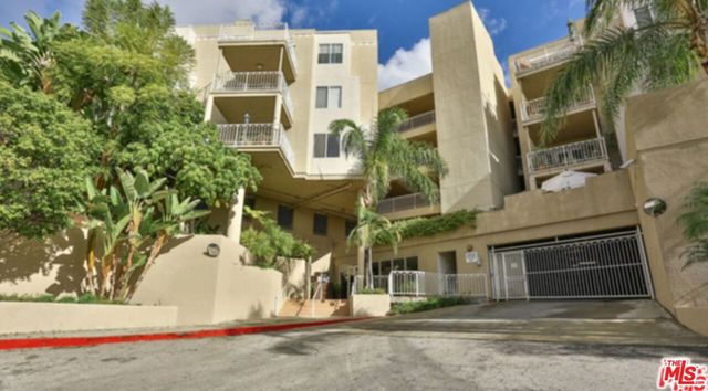 2222 N BEACHWOOD Drive 408, Los Angeles, CA 90068