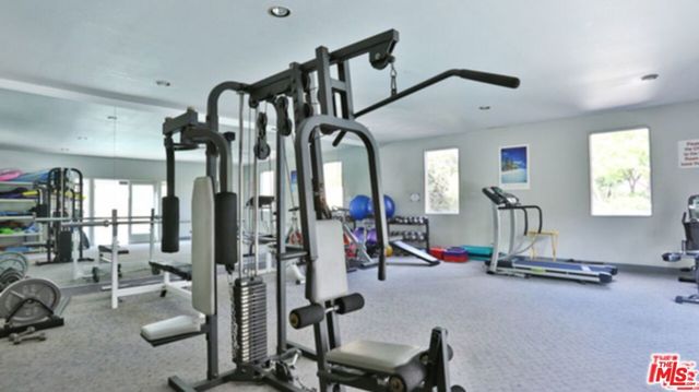 2222 N BEACHWOOD Drive 408, Los Angeles, CA 90068