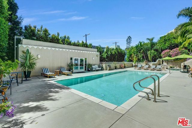 2222 N BEACHWOOD Drive 408, Los Angeles, CA 90068