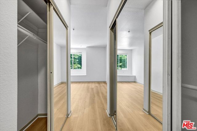 2222 N BEACHWOOD Drive 408, Los Angeles, CA 90068