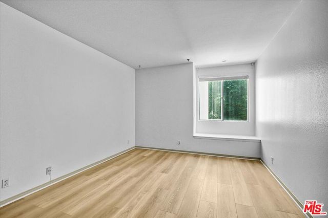 2222 N BEACHWOOD Drive 408, Los Angeles, CA 90068