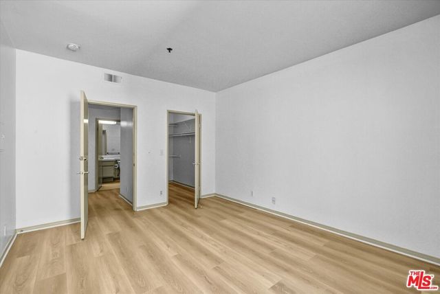 2222 N BEACHWOOD Drive 408, Los Angeles, CA 90068