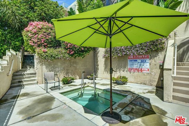 2222 N BEACHWOOD Drive 408, Los Angeles, CA 90068