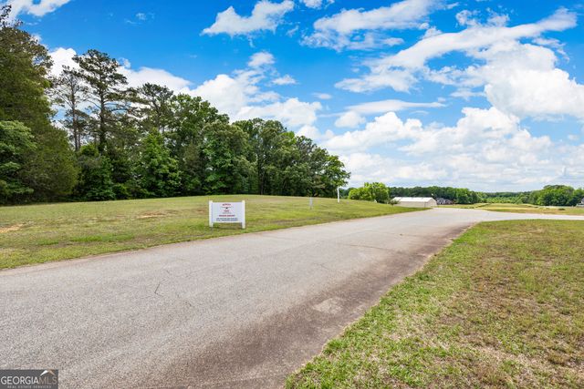 100 Kenley Drive, Brooks, GA 30205