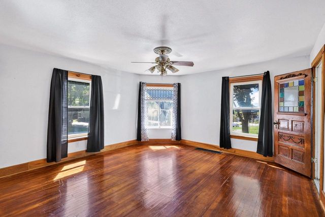 524 E Jefferson Street, Stoughton, WI 53589