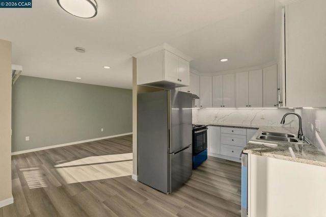 315 E Okeefe St, East Palo Alto, CA 94303