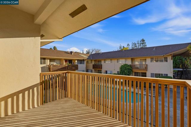 315 E Okeefe St, East Palo Alto, CA 94303