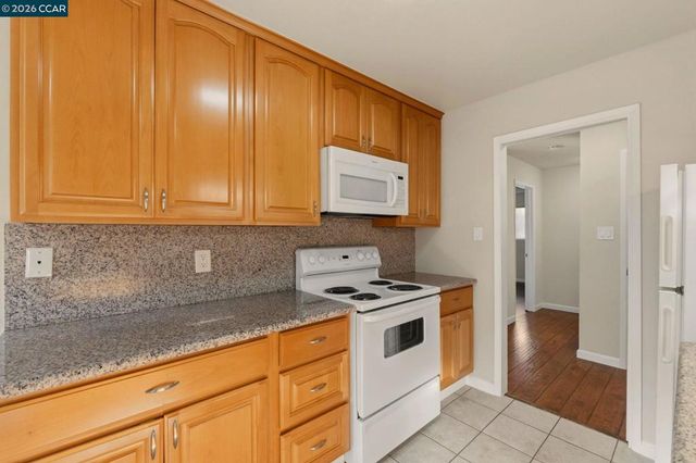 315 E Okeefe St, East Palo Alto, CA 94303