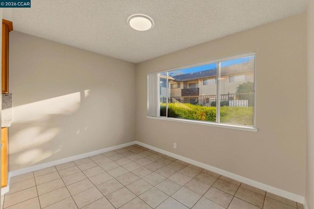 315 E Okeefe St, East Palo Alto, CA 94303