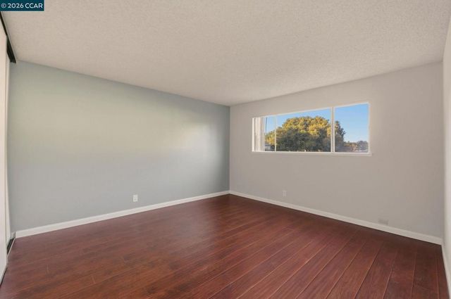 315 E Okeefe St, East Palo Alto, CA 94303