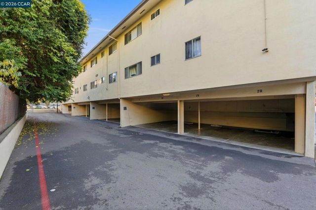 315 E Okeefe St, East Palo Alto, CA 94303