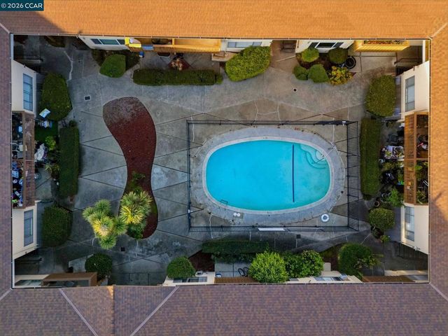 315 E Okeefe St, East Palo Alto, CA 94303