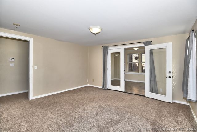 909 N Canyon Cove Drive, Cleveland, OK 74020