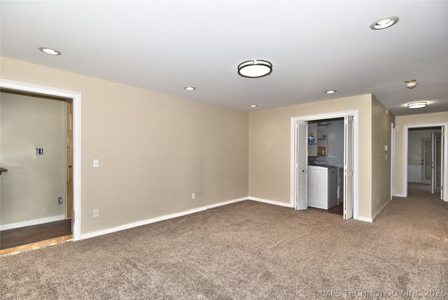 909 N Canyon Cove Drive, Cleveland, OK 74020