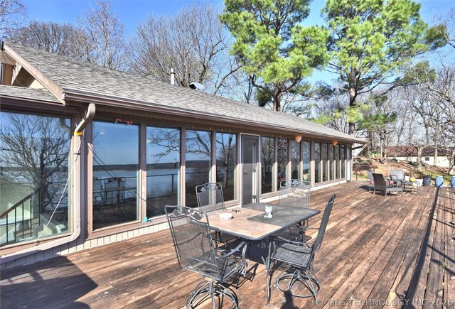 909 N Canyon Cove Drive, Cleveland, OK 74020