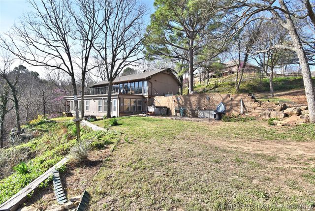 909 N Canyon Cove Drive, Cleveland, OK 74020