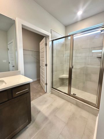 1025 Stoney Brook PVT Bend, Gallatin, TN 37066