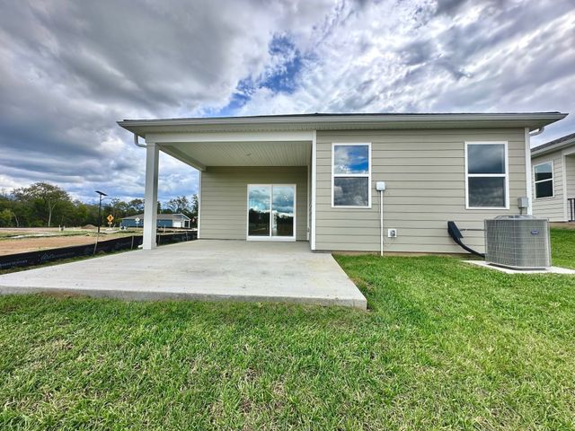 1025 Stoney Brook PVT Bend, Gallatin, TN 37066