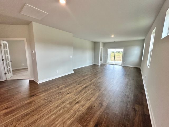 1025 Stoney Brook PVT Bend, Gallatin, TN 37066