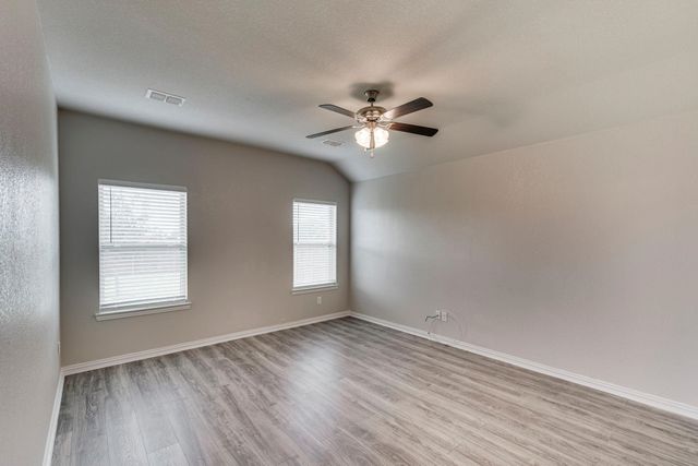 535 Cottonview Drive, Waxahachie, TX 75165