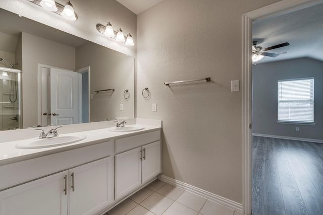 535 Cottonview Drive, Waxahachie, TX 75165