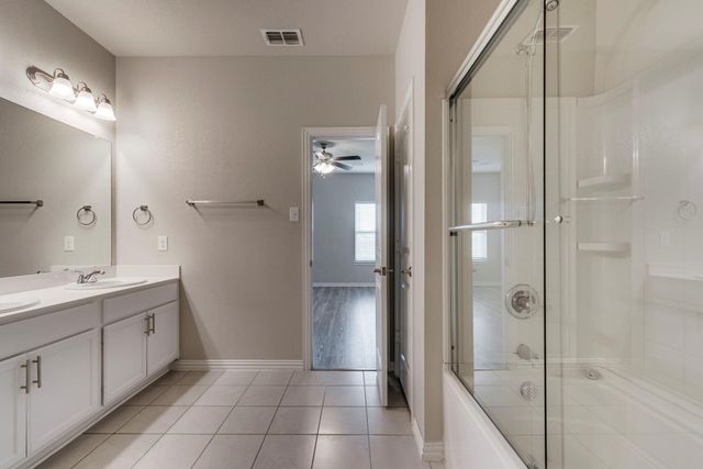 535 Cottonview Drive, Waxahachie, TX 75165