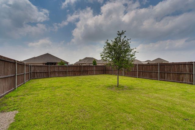 535 Cottonview Drive, Waxahachie, TX 75165