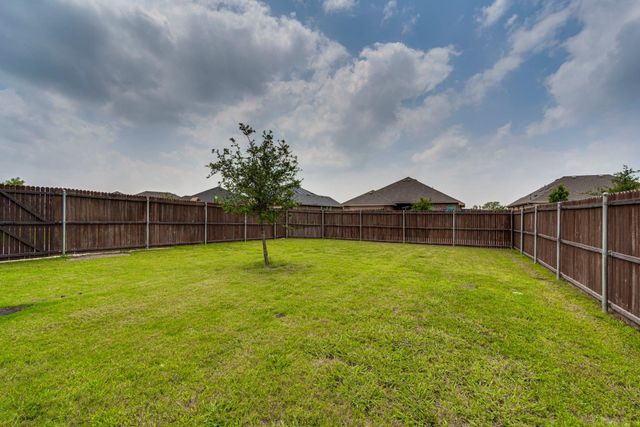 535 Cottonview Drive, Waxahachie, TX 75165