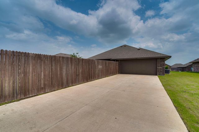 535 Cottonview Drive, Waxahachie, TX 75165
