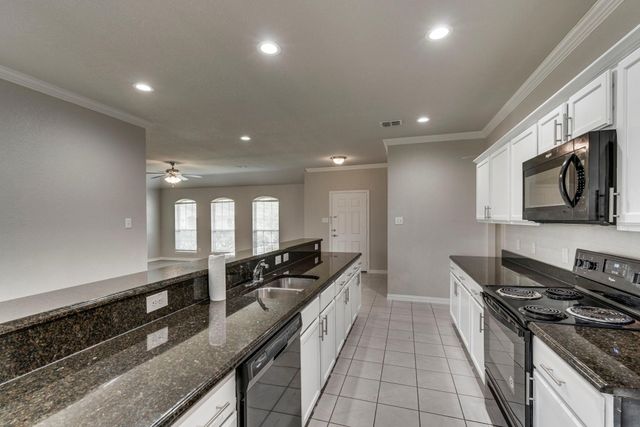 535 Cottonview Drive, Waxahachie, TX 75165