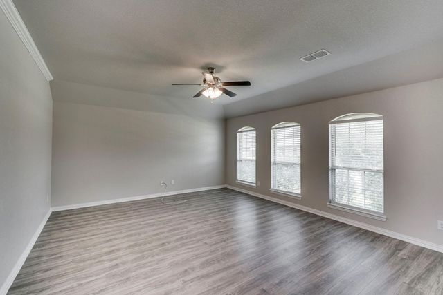 535 Cottonview Drive, Waxahachie, TX 75165