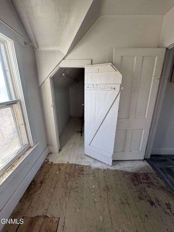 209 2nd NE, LaMoure, ND 58458 photo 19