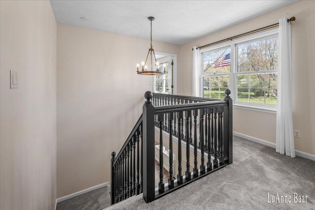 3343 Stoneridge Drive NE, Rockford, MI 49341