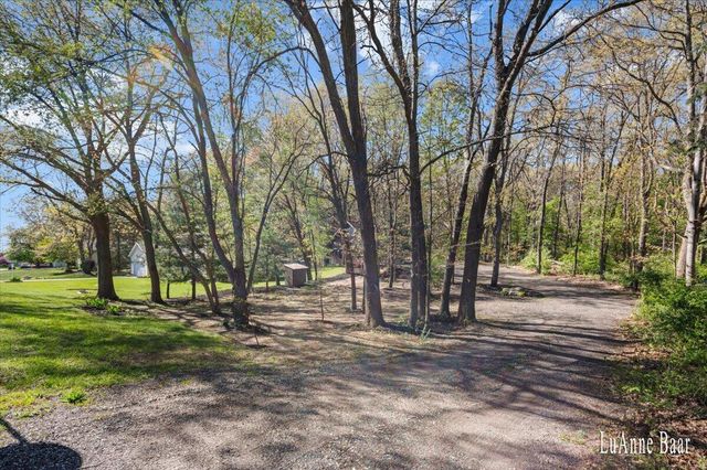 3343 Stoneridge Drive NE, Rockford, MI 49341