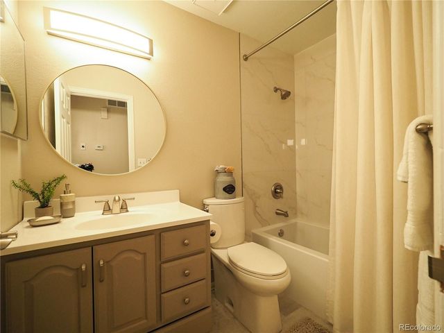 3793 S Olathe Circle, Aurora, CO 80013