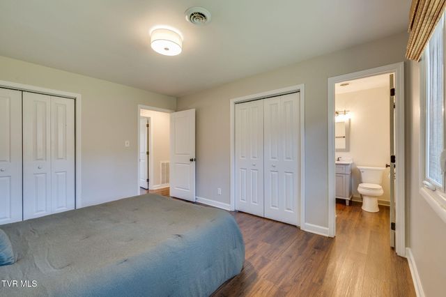 707 Woodhaven Drive, Johnson City, TN 37604