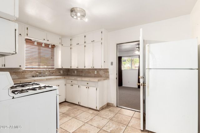 845 W SPRAY Street, Superior, AZ 85173