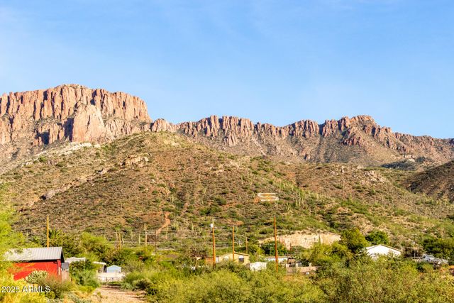 845 W SPRAY Street, Superior, AZ 85173