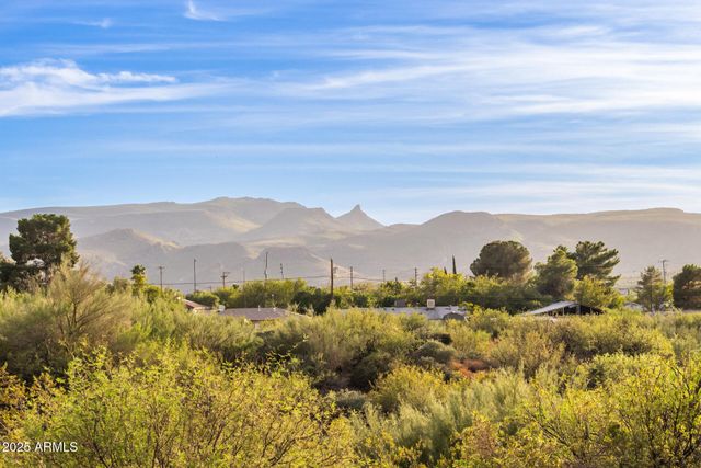 845 W SPRAY Street, Superior, AZ 85173