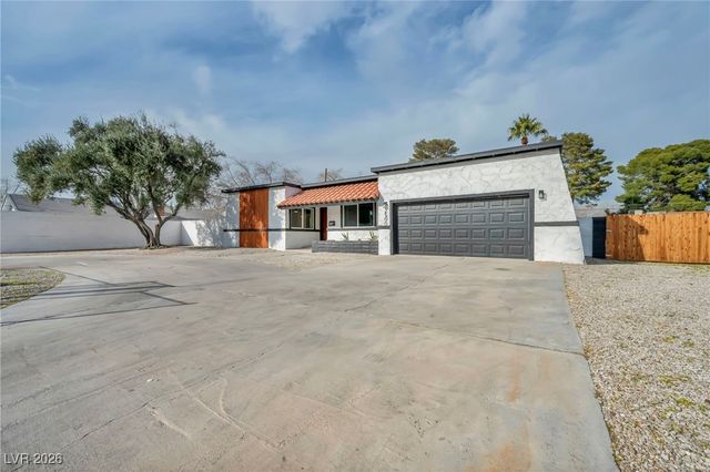 2500 West Oakey Boulevard, Las Vegas, NV 89102