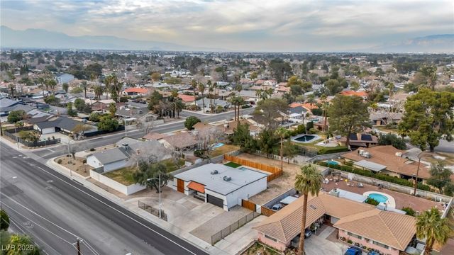 2500 West Oakey Boulevard, Las Vegas, NV 89102