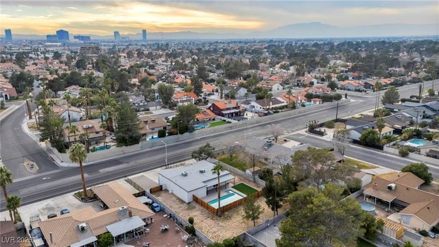 2500 West Oakey Boulevard, Las Vegas, NV 89102