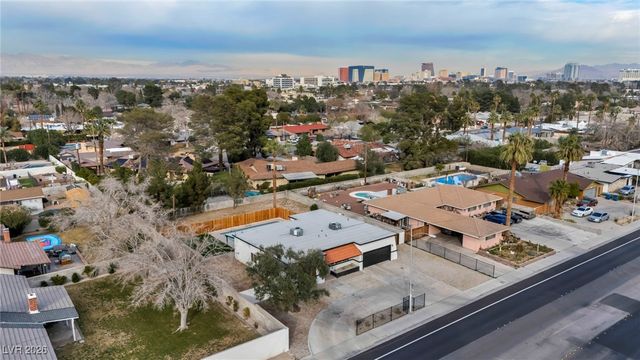 2500 West Oakey Boulevard, Las Vegas, NV 89102