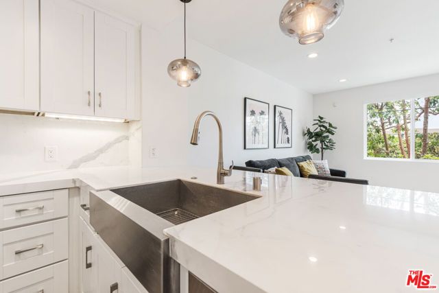 13200 Pacific Promenade 210, Los Angeles, CA 90094