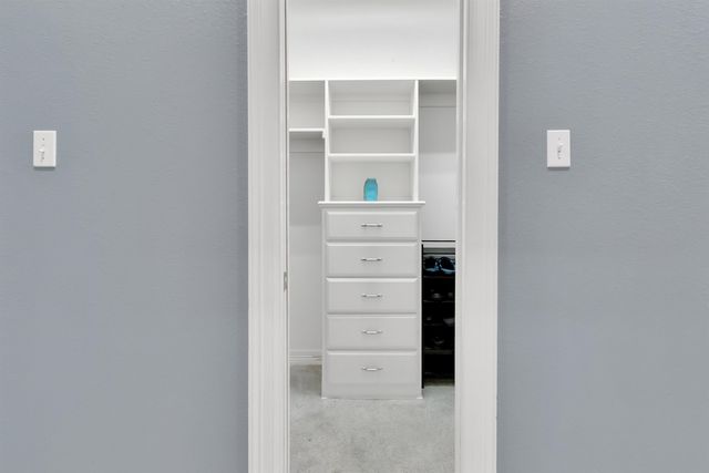 209 Travis Peak Trl, White Oak, TX 75693