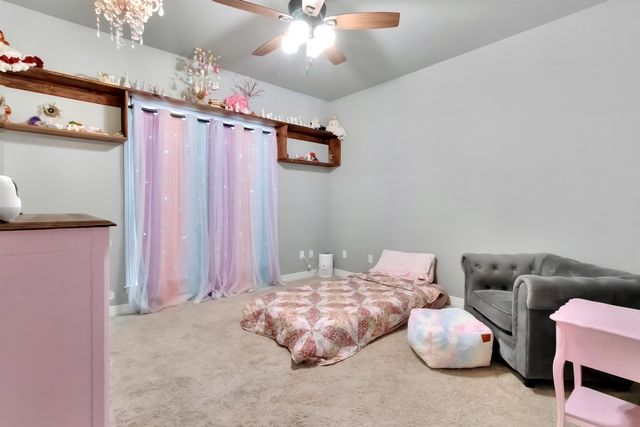 209 Travis Peak Trl, White Oak, TX 75693