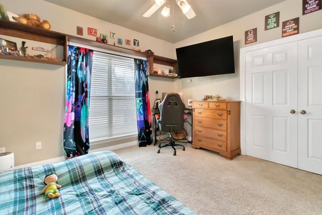 209 Travis Peak Trl, White Oak, TX 75693